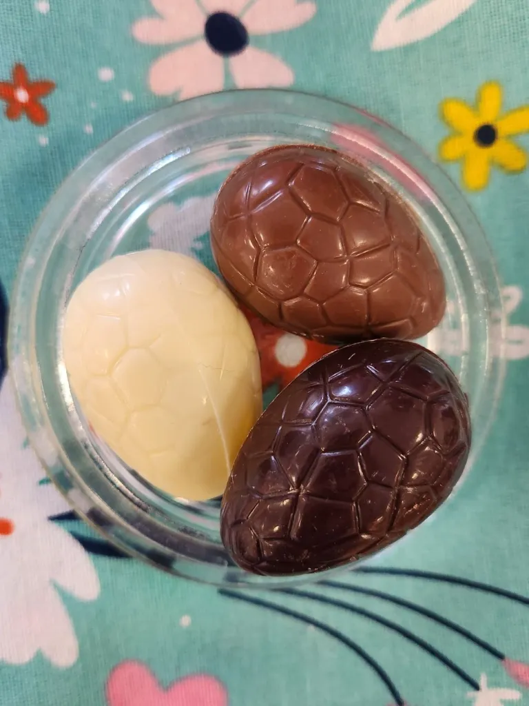 Oeufs creux blanc, lait ou noir (Lait)