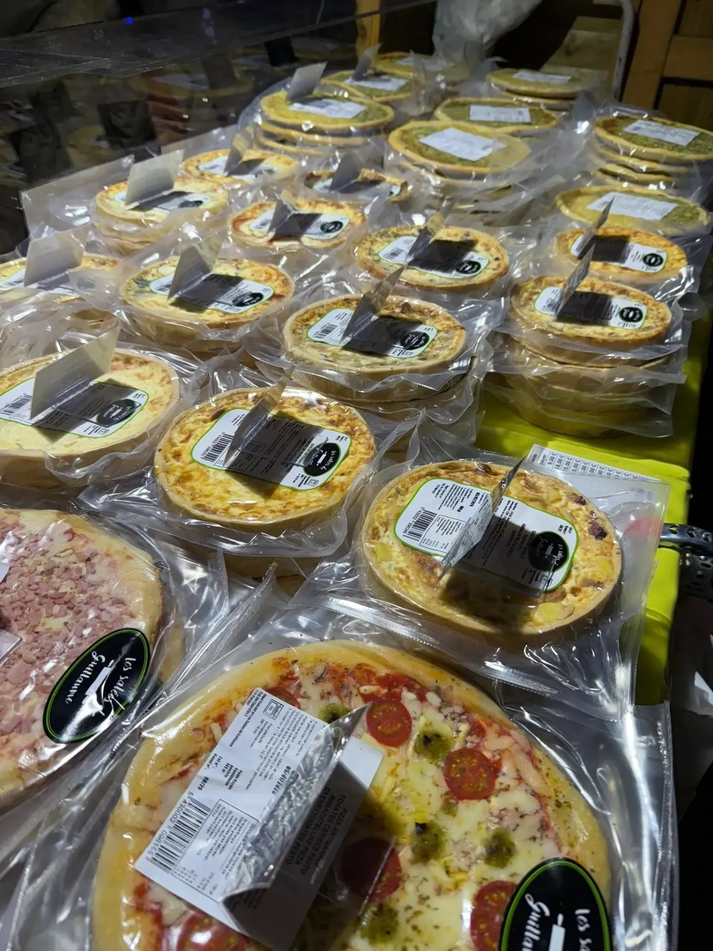 Pizza (différents goûts)