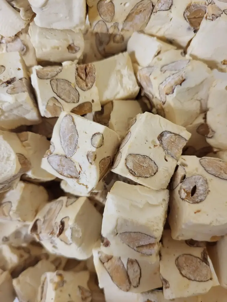 Nougat /100g